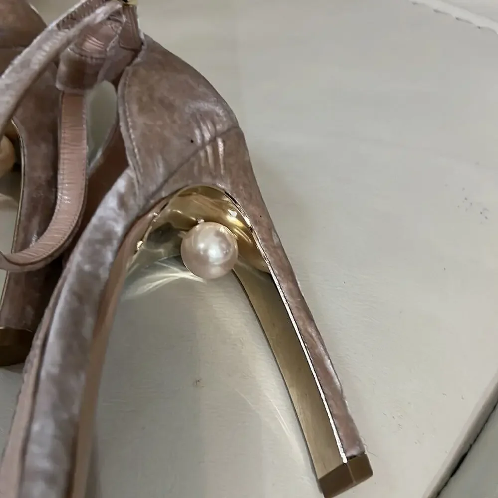 NICHOLAS KIRKWOOD NWOT MIRA PEARL VELVET SANDALS SIZE‎ 39 1/2